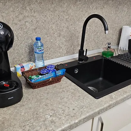 Urban Comfort 1br Near South Park With Balcony